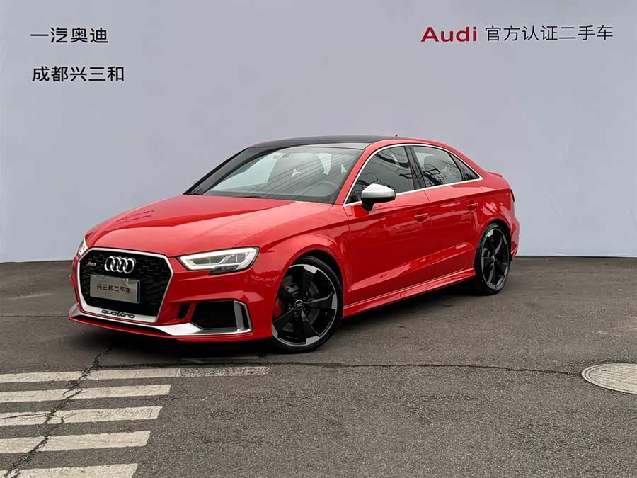 Audi RS 3 2019 imagem de carro #2