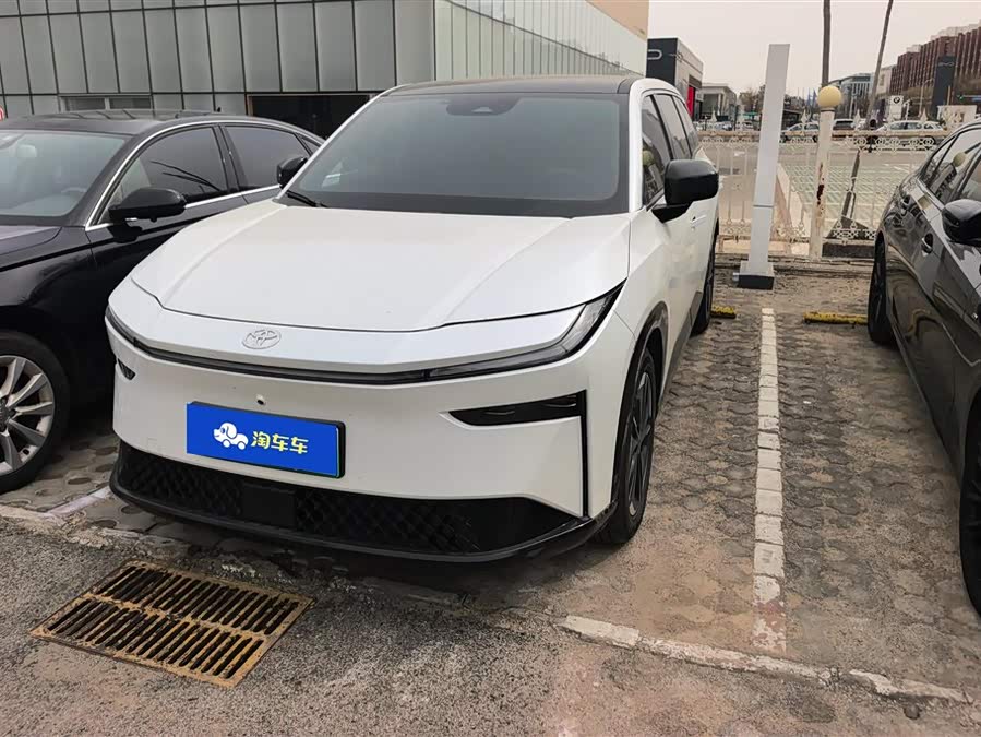 Toyota Bozhi 3X 2025 car image #2