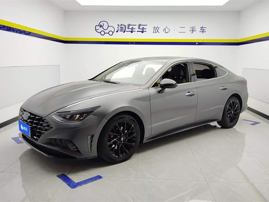 Hyundai Sonata 2023 صورة سيارة #2