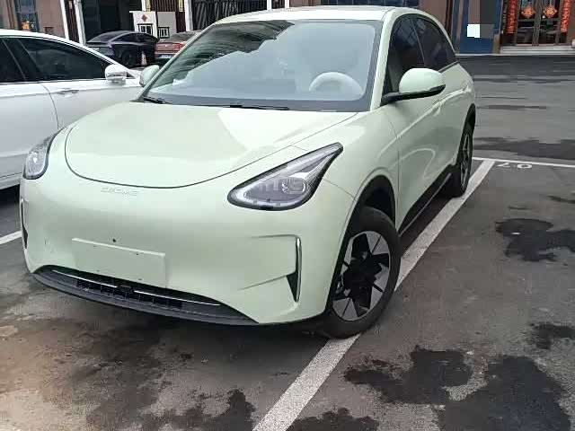 GEELY 2024 car image #2