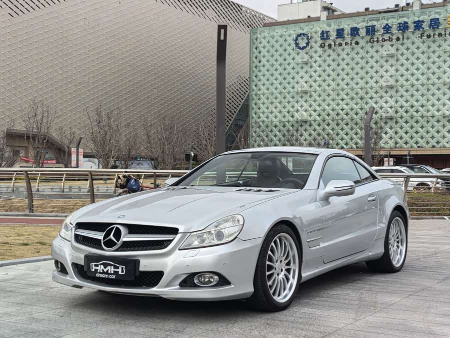 Mercedes-Benz SL Class 2010 immagine di auto #2