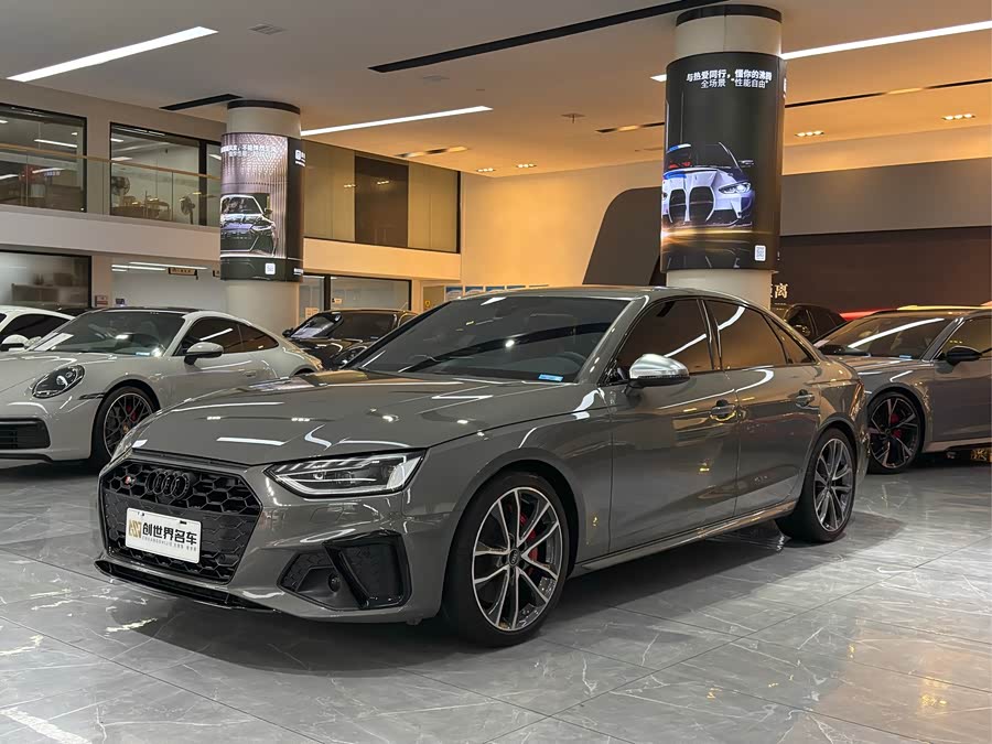 Audi S4 2024 صورة سيارة #2