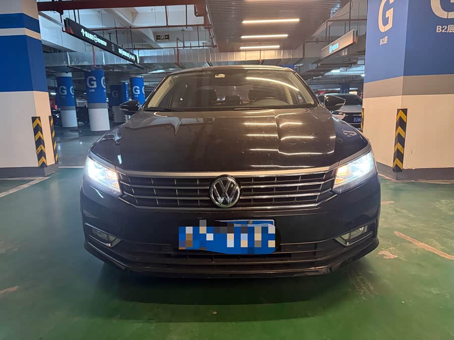 Volkswagen 2017 car image #2