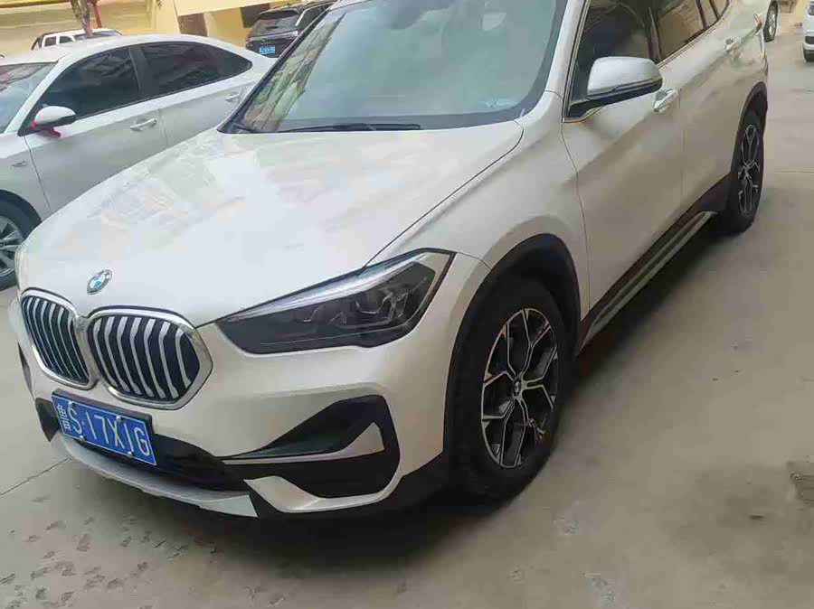BMW X1 2022 car image #2