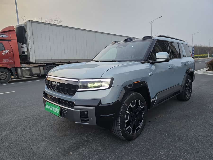 FangChengBao Leopard 8 2025 immagine di auto #2