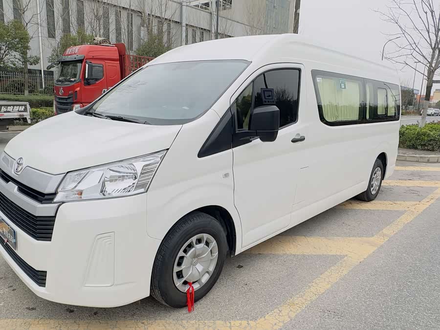 Toyota 2021 #2 Toyota 2021 car image #2