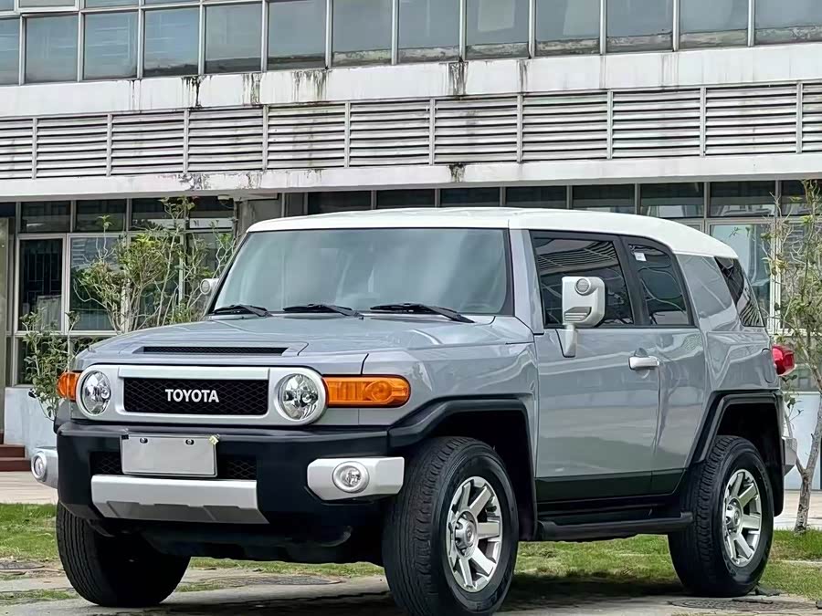Toyota 2019 #2 Toyota 2019 car image #2