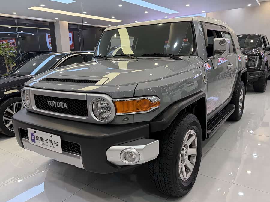 Toyota 2019 #2 Toyota 2019 car image #2