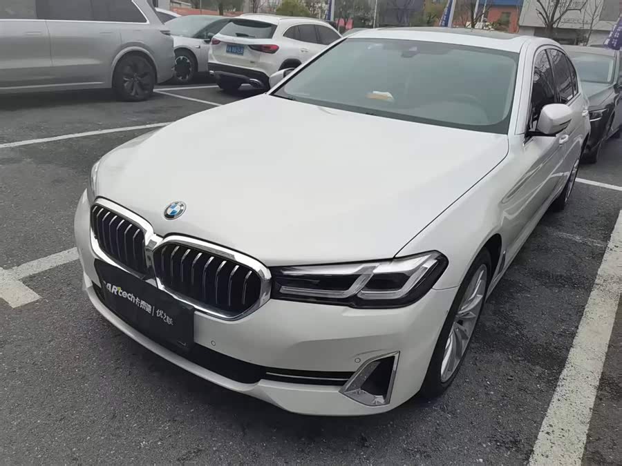 BMW 5 Series 2022 #2 BMW 5 Series 2022 car image #2