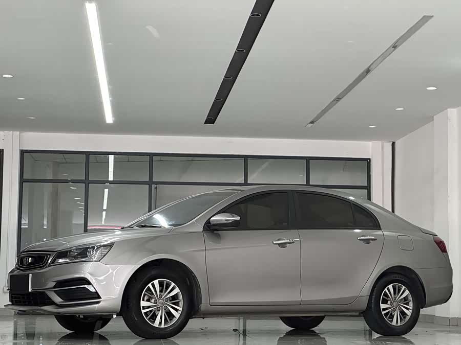 GEELY Emgrand 2019 car image #2
