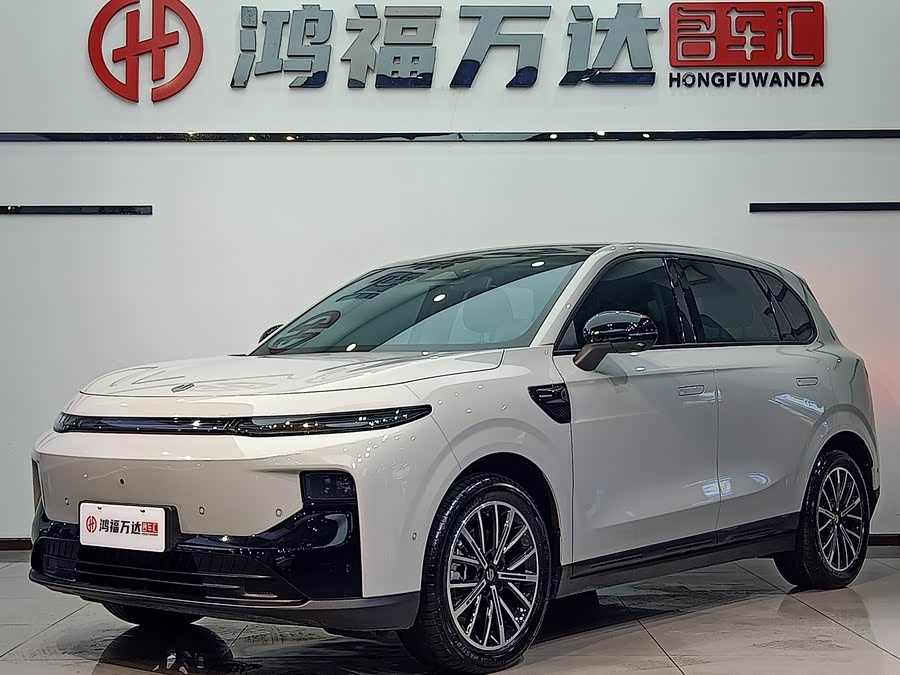 零跑汽车 零跑B10 2025 汽车图片 #2