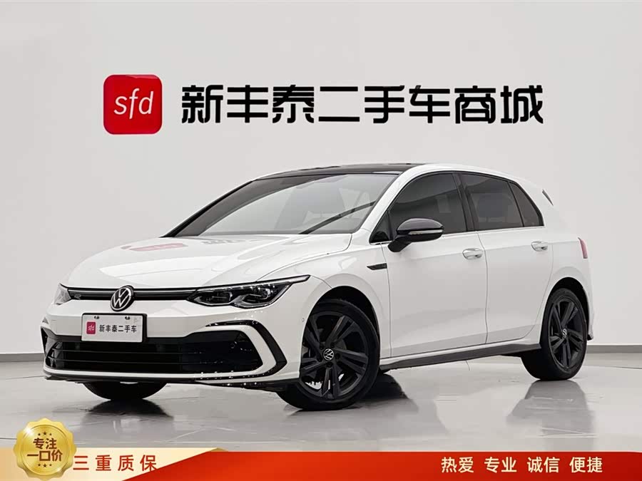Volkswagen Golf 2020 car image #2