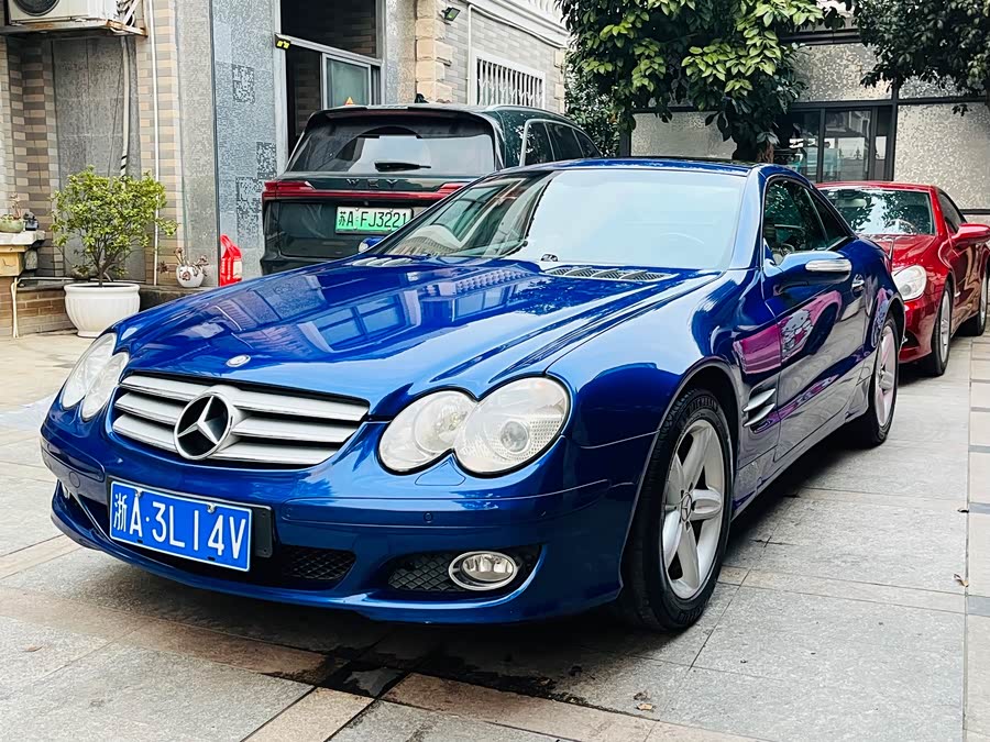 Mercedes-Benz SL Class 2007 car image #2