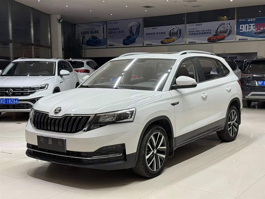 Skoda Kamiq 2022 car image #2