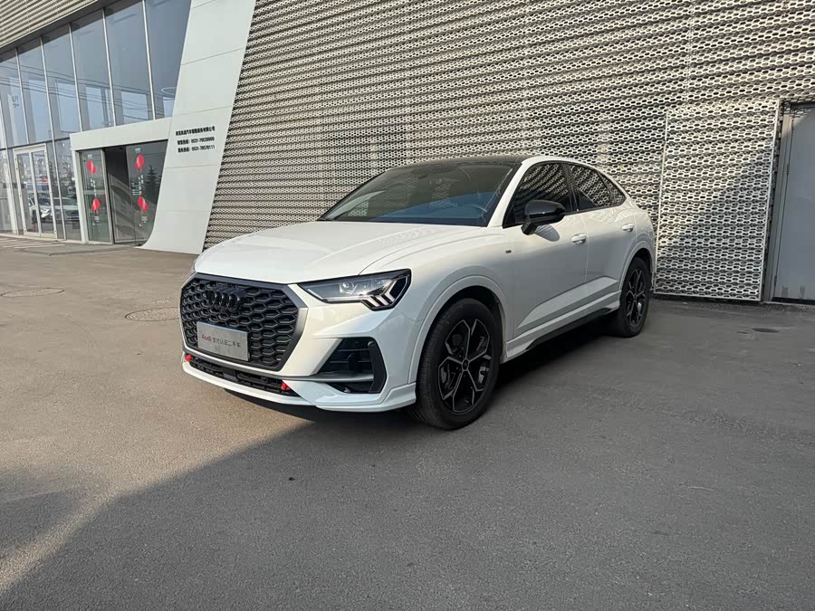 Audi Q3 Sportback 2025 изображение автомобиля #2