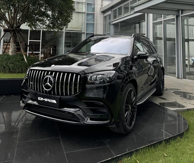 Mercedes-Benz GLS AMG car image #2