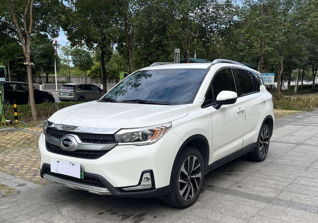 GAC Qizhi PHEV 2018 car image #2
