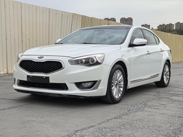 Kia Cadenza 2013 изображение автомобиля #2