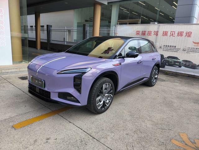 HongQi TianGong 08 2024 car image #2