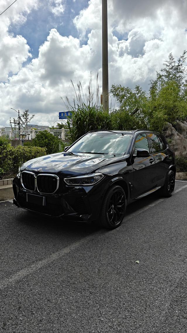 BMW X5 M 2021 #2 BMW X5 M 2021 car image #2