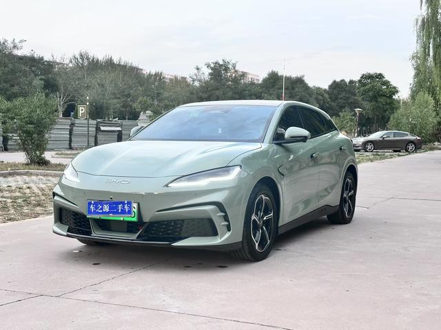 BYD Seal 06GT 2025 car image #2