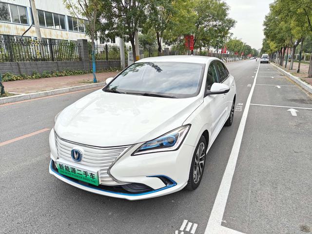 Changan Eado EV 2019 image de voiture #2