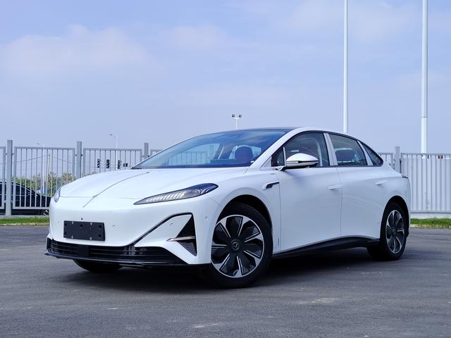 HongQi TianGong 05 2025 car image #2