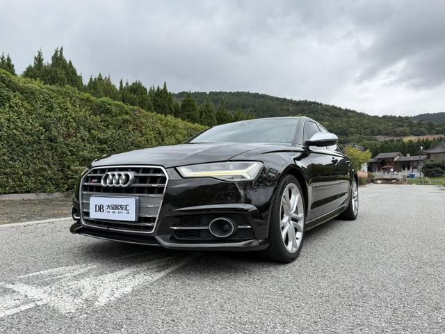 Audi S6 2016 car image #2