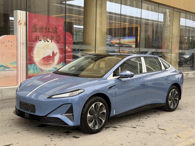 HongQi TianGong 05 2025 car image #2