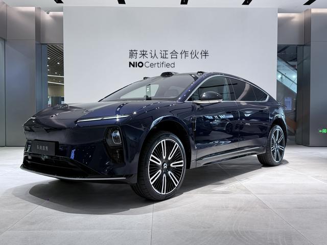 蔚来 蔚来ET9 2025 汽车图片 #2