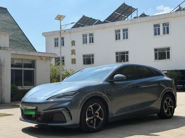 BYD Seal 06GT 2024 #2 BYD Seal 06GT 2024 car image #2