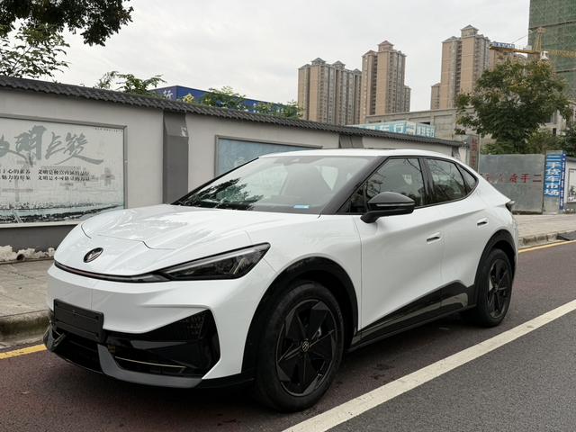 Volkswagen ID.UNYX 06 2024 image de voiture #2