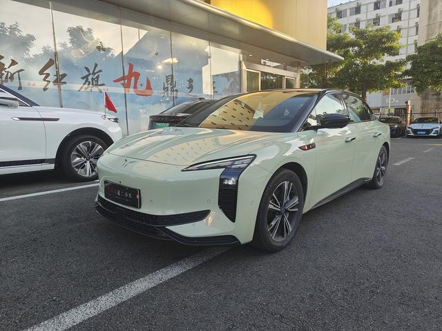 HongQi EH7 2024 car image #2