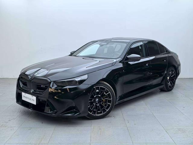 BMW M5 New Energy car image #2
