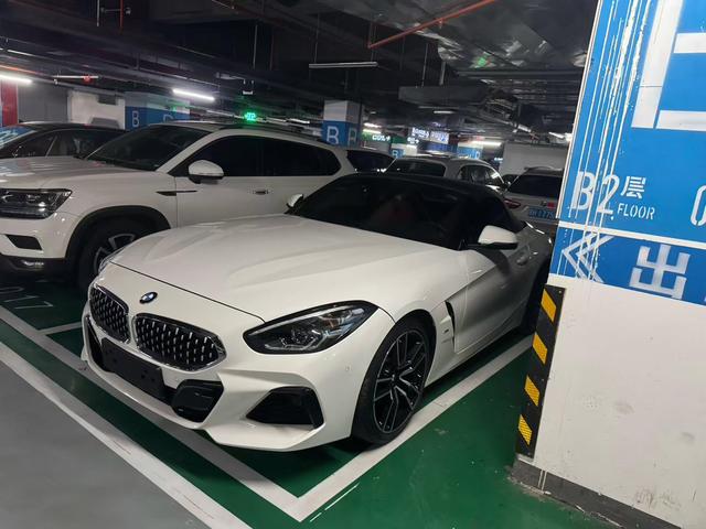 BMW Z4 2022 car image #2