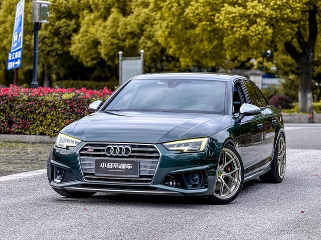 Audi S4 2019 صورة سيارة #2