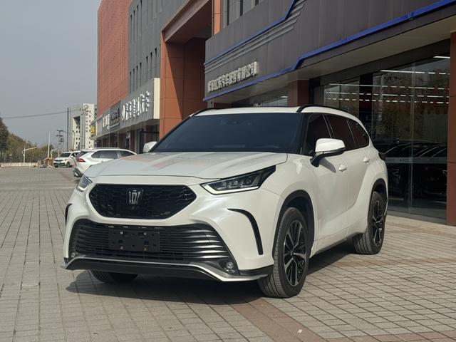 Toyota Crown Kluger 2023 car image #2