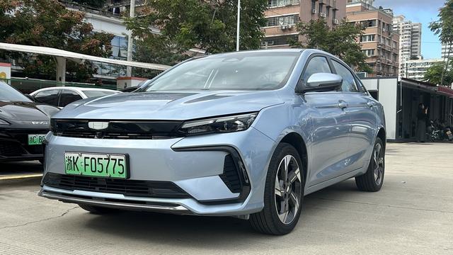 GEELY Emgrand L HiP 2023 car image #2