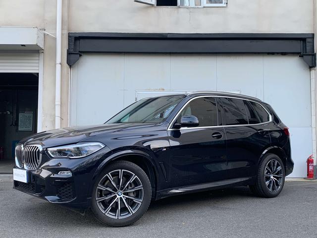 BMW X7 M60i 2019 car image #2