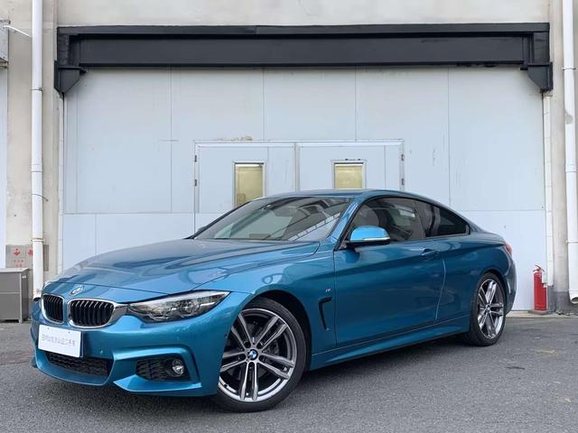 BMW X7 M60i 2017 car image #2