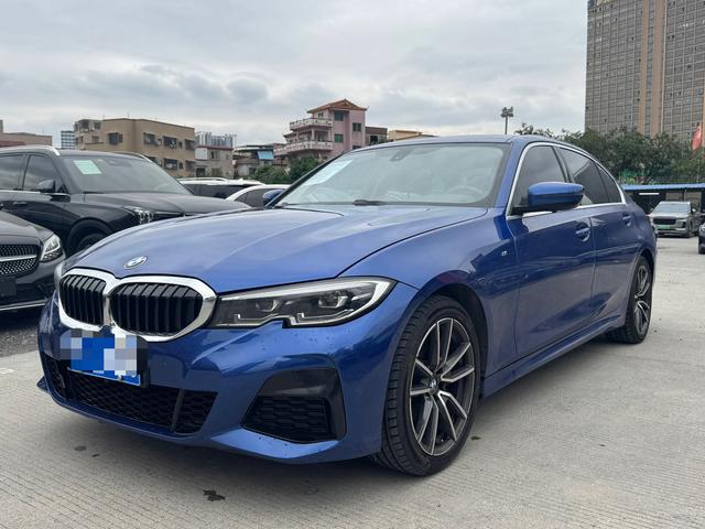 BMW i7 M70L 2020 immagine di auto #2