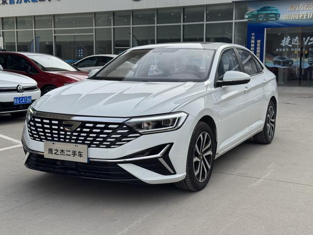 Jetta VA7 2025 car image #2