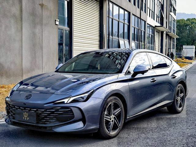 MG 7 2023 car image #2