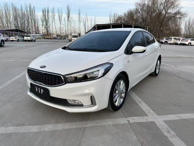Kia K3 2018 car image #2