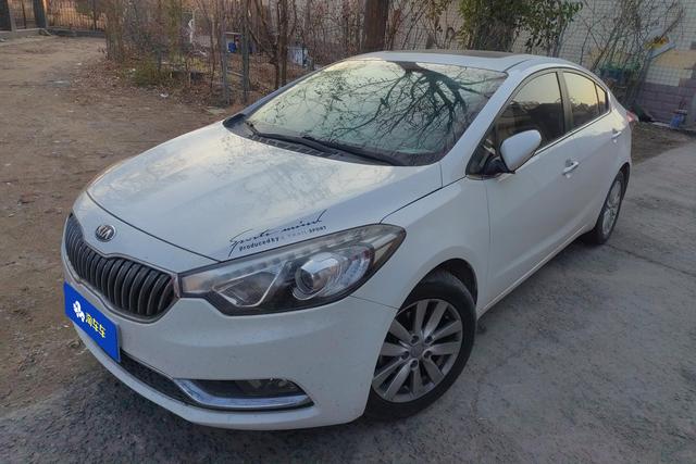 Kia K3 2015 car image #2
