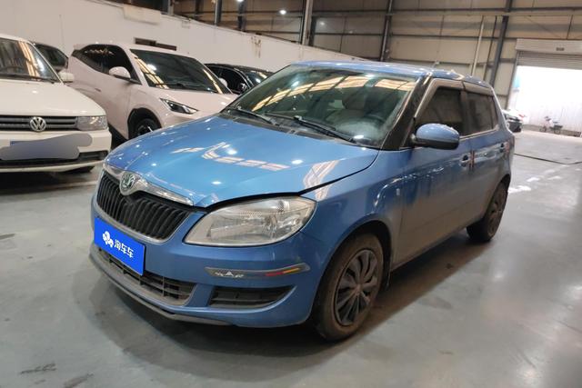 Skoda Fabia 2013 immagine di auto #2