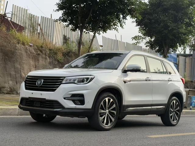 长安 长安CS75 2018 汽车图片 #2