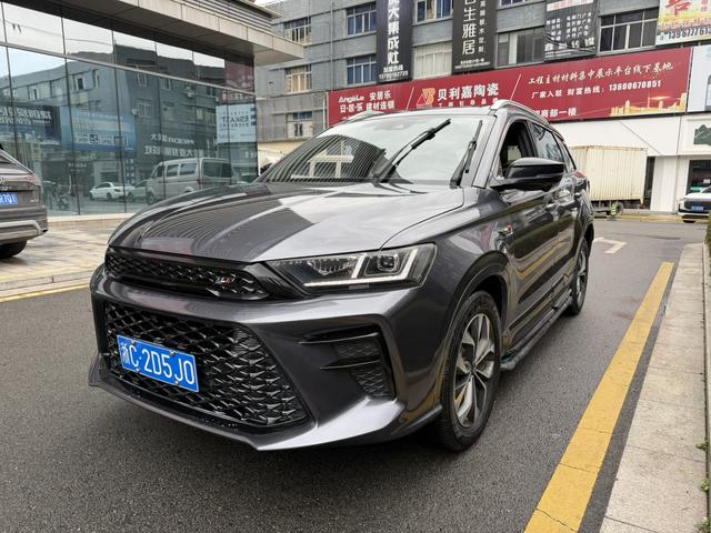 SWM斯威汽车 SWM斯威G01 2019 #2 SWM斯威汽车 SWM斯威G01 2019 汽车图片 #2