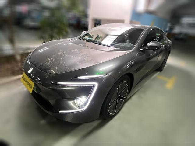 Avatr 12 2023 car image #2