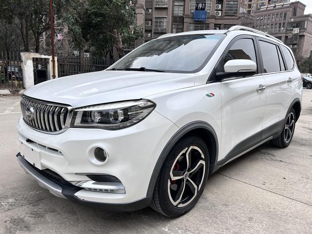 SWM斯威汽车 SWM斯威X7 2017 汽车图片 #2